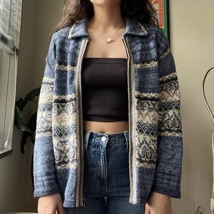 vintage heirloom collectibles zip up sweater